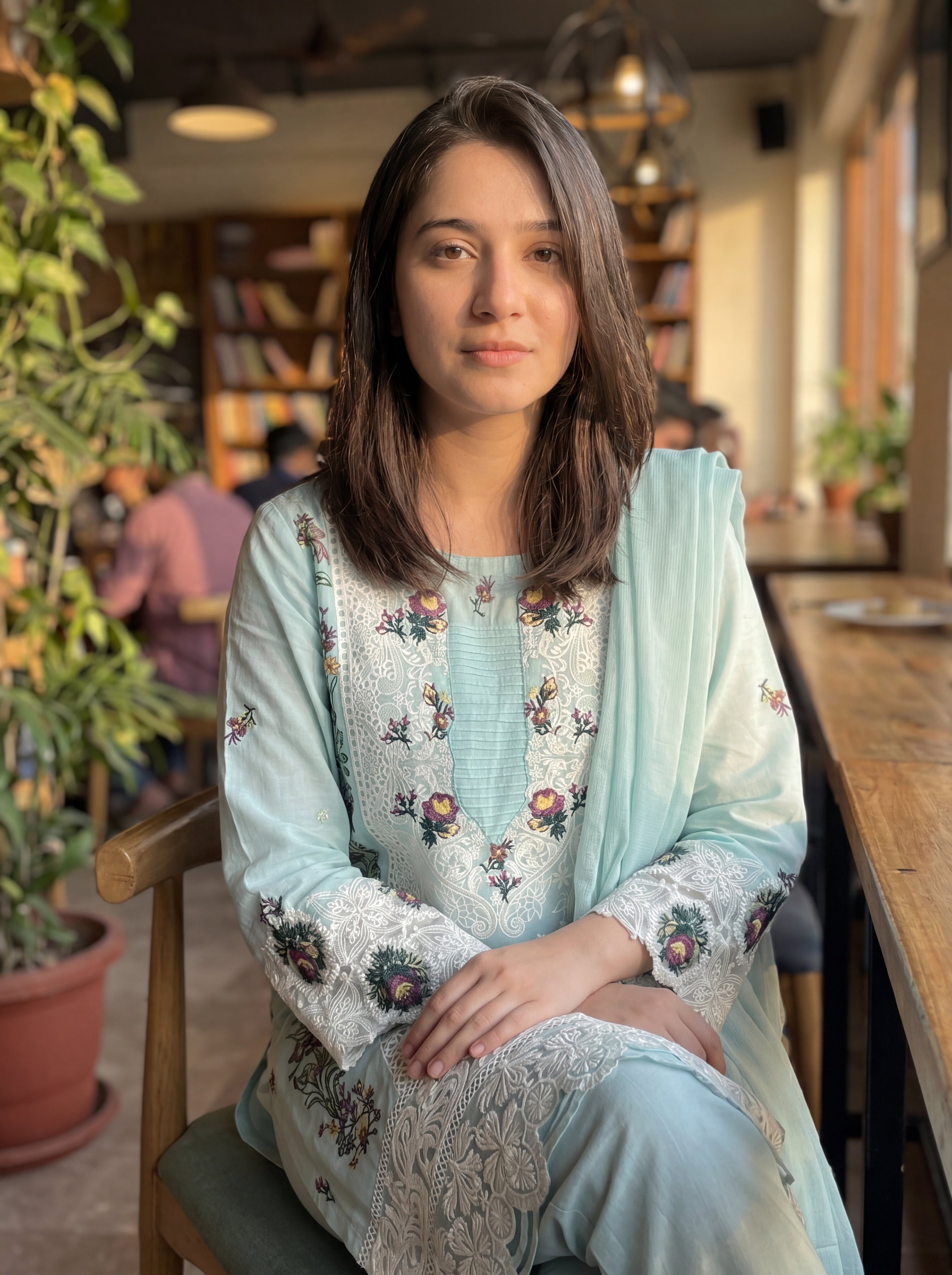 3 Piece Luxury Lawn suit-Embroidered Chikenkari (Pret)